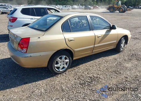2004 Hyundai Elantra Gls/Gt from USA, damaged, VIN KMHDN46D44U852446